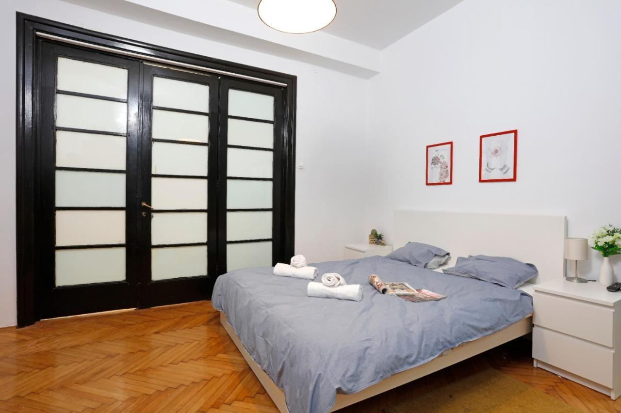 Lovely Apartment With 2 Bedrooms Bucareste Exterior foto